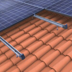 Kit estructura coplanar NOVOTEGRA para cubierta de teja para 5 placas solares